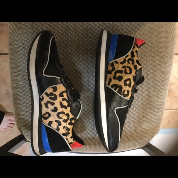 Steve Madden Shoes - Steve Madden sneakers